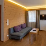 Alma Mountain Residence